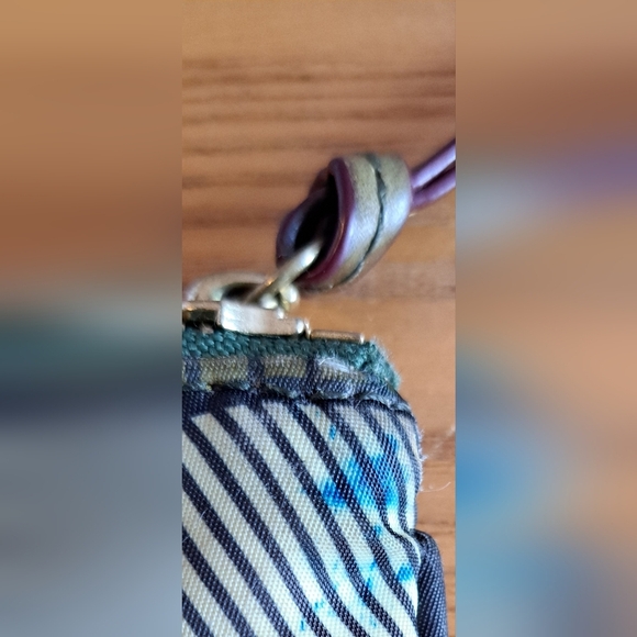 MZ Wallace Green Paisley Nylon & Leather Boho Casual Neutral Wristlet Purse Bag - Picture 6 of 6